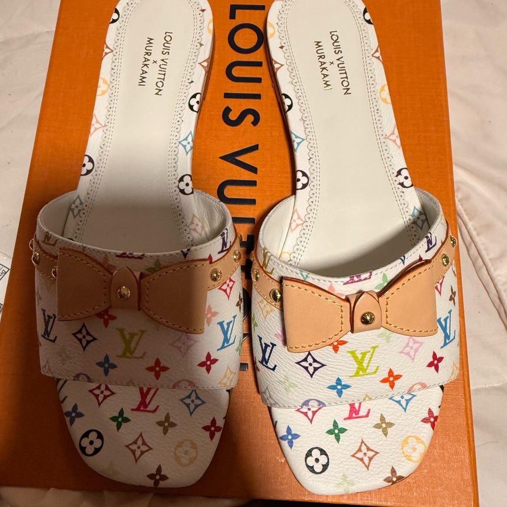 Louis Vuitton Murakami .. first drop.. with box and dusters
